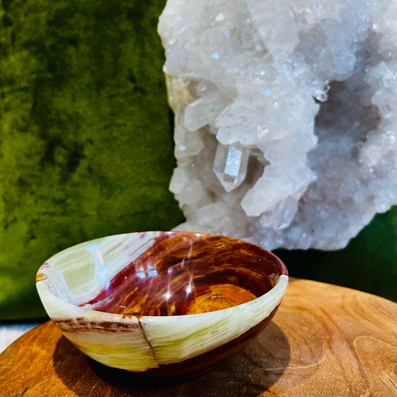 Banded green onyx dish 4” - Picture 4 of 7
